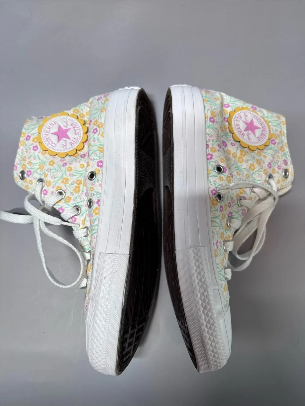 Converse Chuck Taylor All Star Hi Ditsy Floral White Pink Gold Junior Size 5